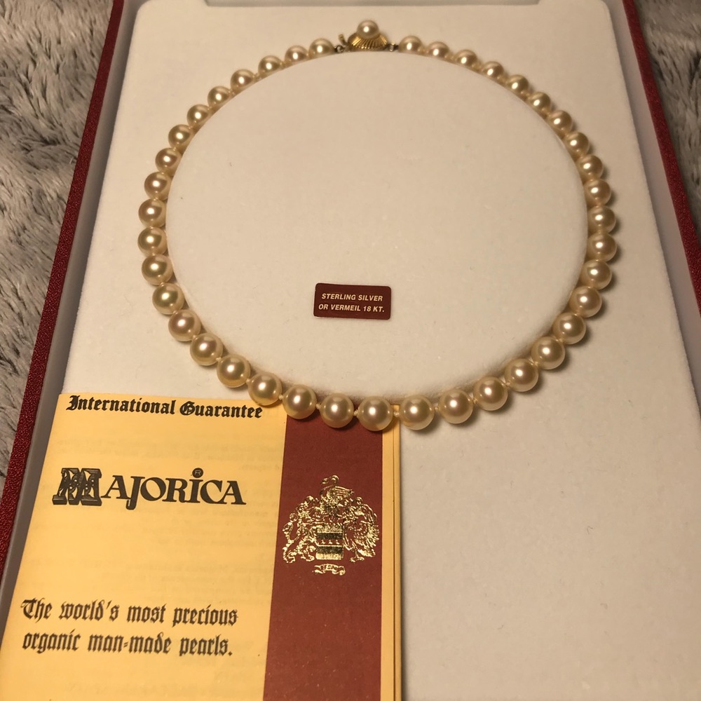 Majorica Pearl Necklace - Picture 2 of 4